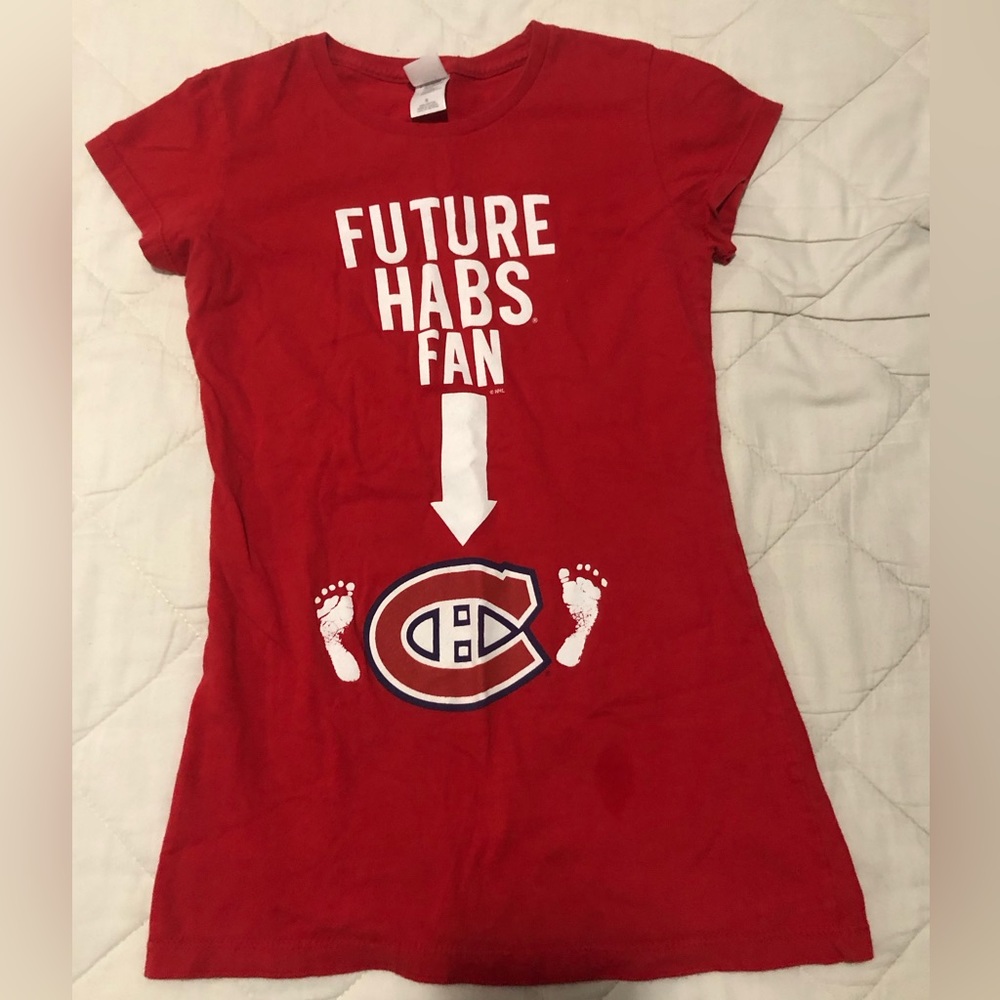 FUTUR HABS FAN | Comic Maternity T-Shirt | Small